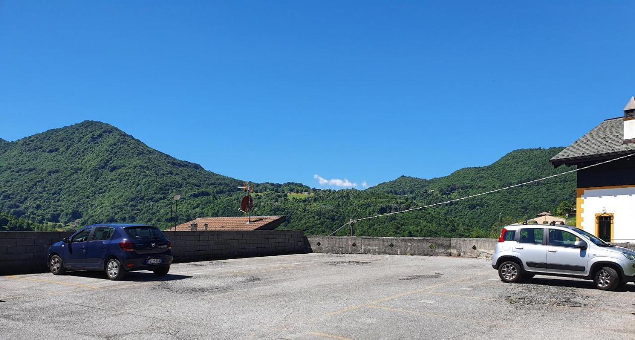 Mansarda Fra Monte E Lago Apartment Esino Lario Exterior photo