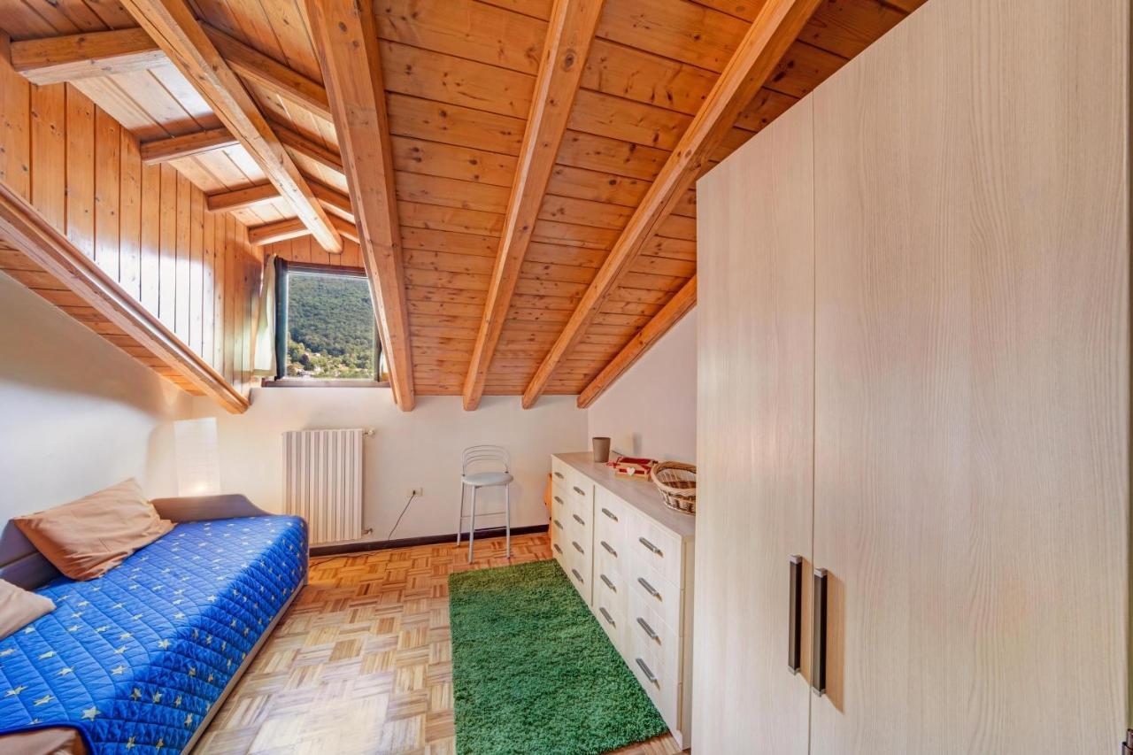Mansarda Fra Monte E Lago Apartment Esino Lario Exterior photo